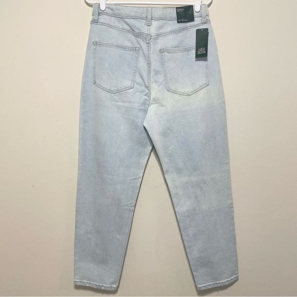 Wild Fable Light Blue Wash Denim Distressed Highest Rise Mom Jeans NWT - Picture 2 of 10